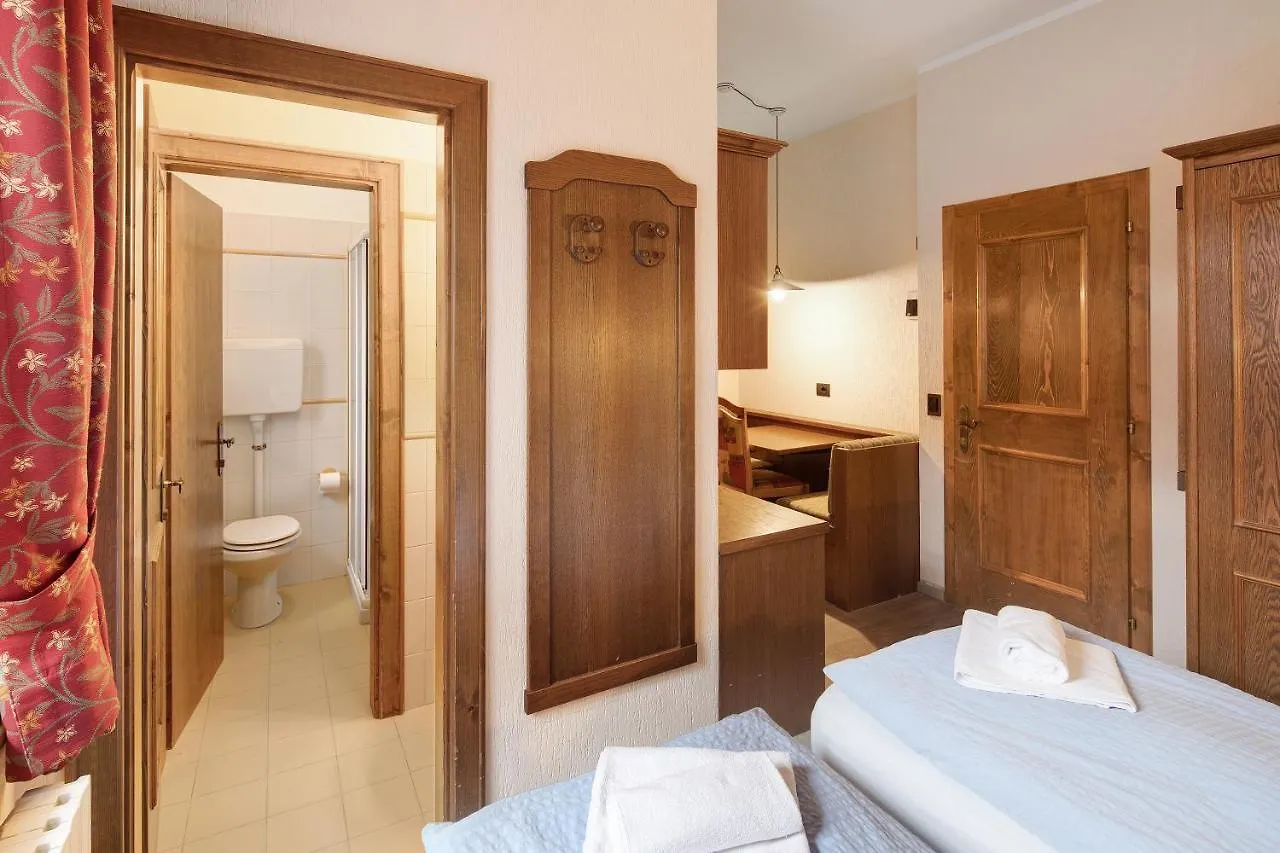 Casa San Marco N 3 Apartment Livigno Italy